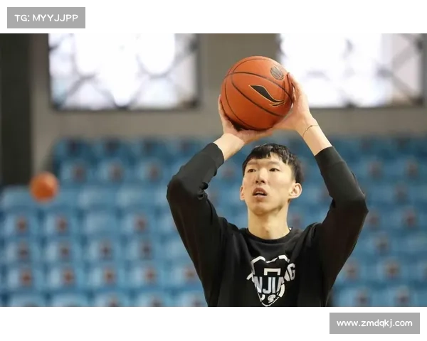 周琦重返新疆男篮引爆新赛季 聚焦球队阵容化学反应与争冠前景